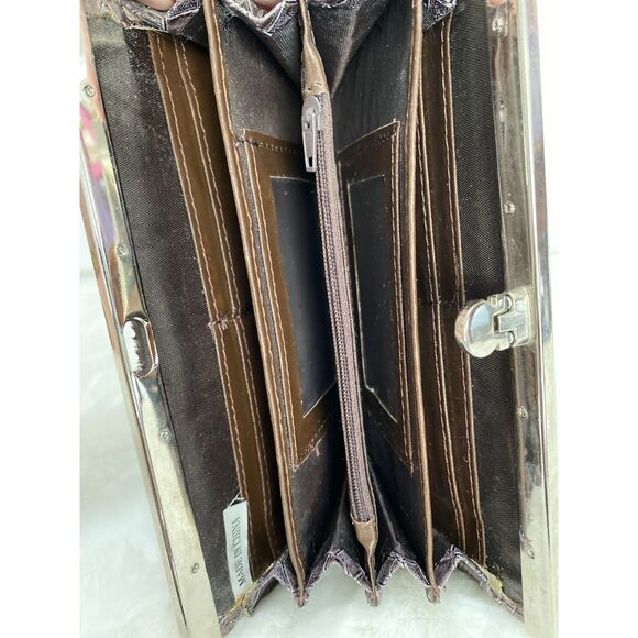 Unbranded Brown Woven Silver Hardware Flip Clasp Multiple Pocket Wallet/Clutch - Picture 4 of 6